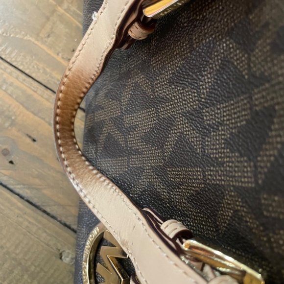 Michael Kors Handbag - Picture 5 of 6